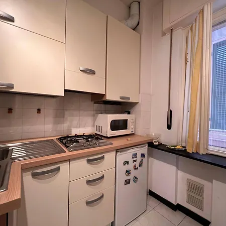 Welcome Riviera - Di Via Mazzini, With Elevator, Wi-fi, Air Conditioning, And, Depending On Availability, A Private Garage 800 Meters Away At 20,00 Euro Per Night Lägenhet