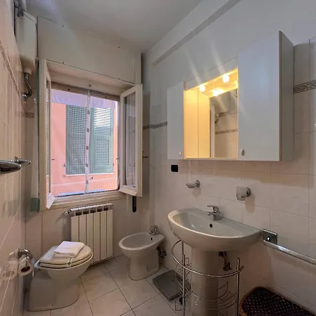 Welcome Riviera - Di Via Mazzini, With Elevator, Wi-fi, Air Conditioning, And, Depending On Availability, A Private Garage 800 Meters Away At 20,00 Euro Per Night Lägenhet