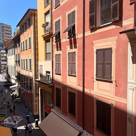 Welcome Riviera Di Via Mazzini A 150 M Dalla Piu Grande Libera Di - Circondato Da Ristoranti Supermercati E Locali- Wi-fi , Aria Condizionata E Ascensore, Un Ideale Per Coppia O Famigl