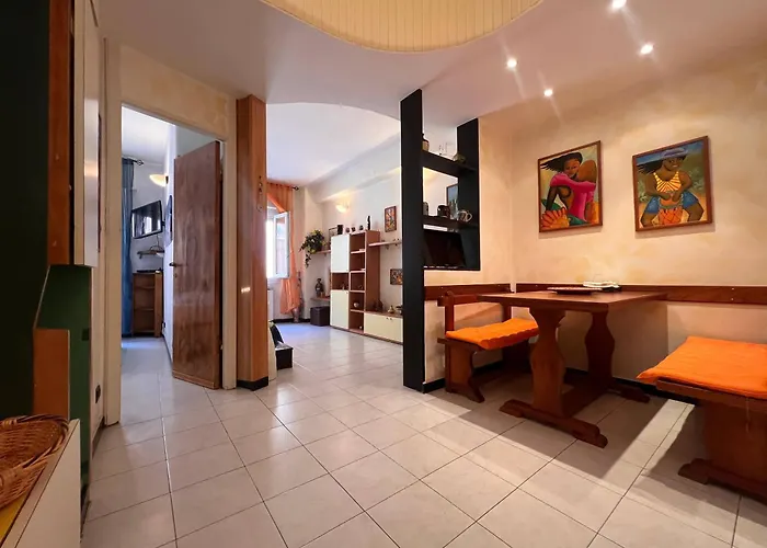 Apartmán Welcome Riviera - Di Via Mazzini, With Elevator, Wi-fi, Air Conditioning, And, Depending On Availability, A Private Garage 800 Meters Away At 20,00 Euro Per Night